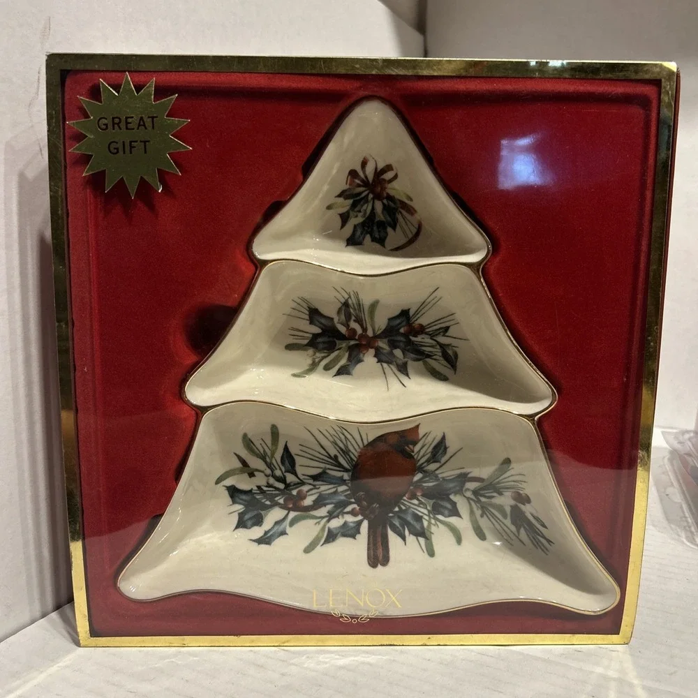 Lenox Winter Greetings‎ Tree Divided Server 3 Part Tree Shaped Dish 9